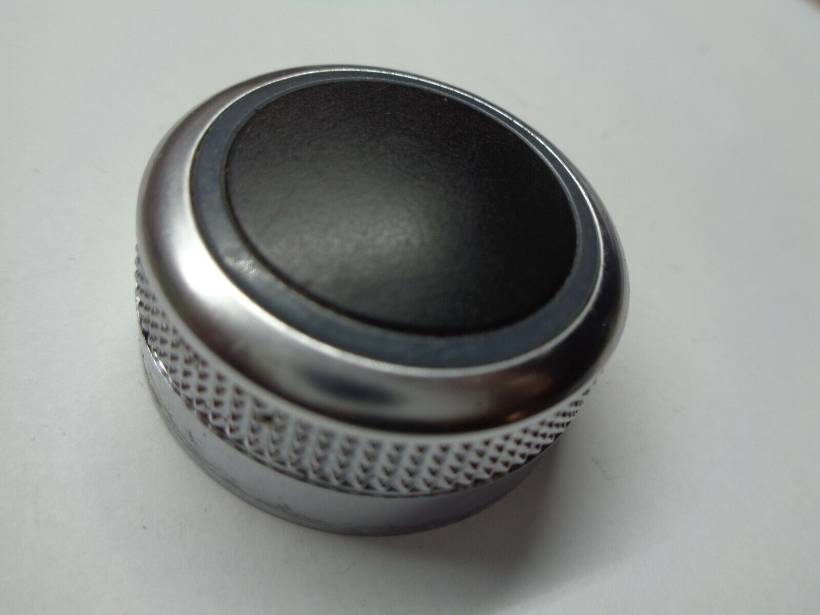 USA SELLER 2004 AUDI A8 STEREO RADIO TUNER DASH SELECTOR KNOB OEM FREE SHIPPING! - RarePartsFinder.Com
