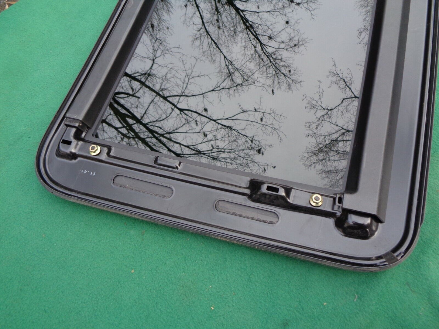 2003 LEXUS RX300 OEM FACTORY YEAR SPECIFIC SUNROOF GLASS PANEL FREE SHIPPING! - RarePartsFinder.Com