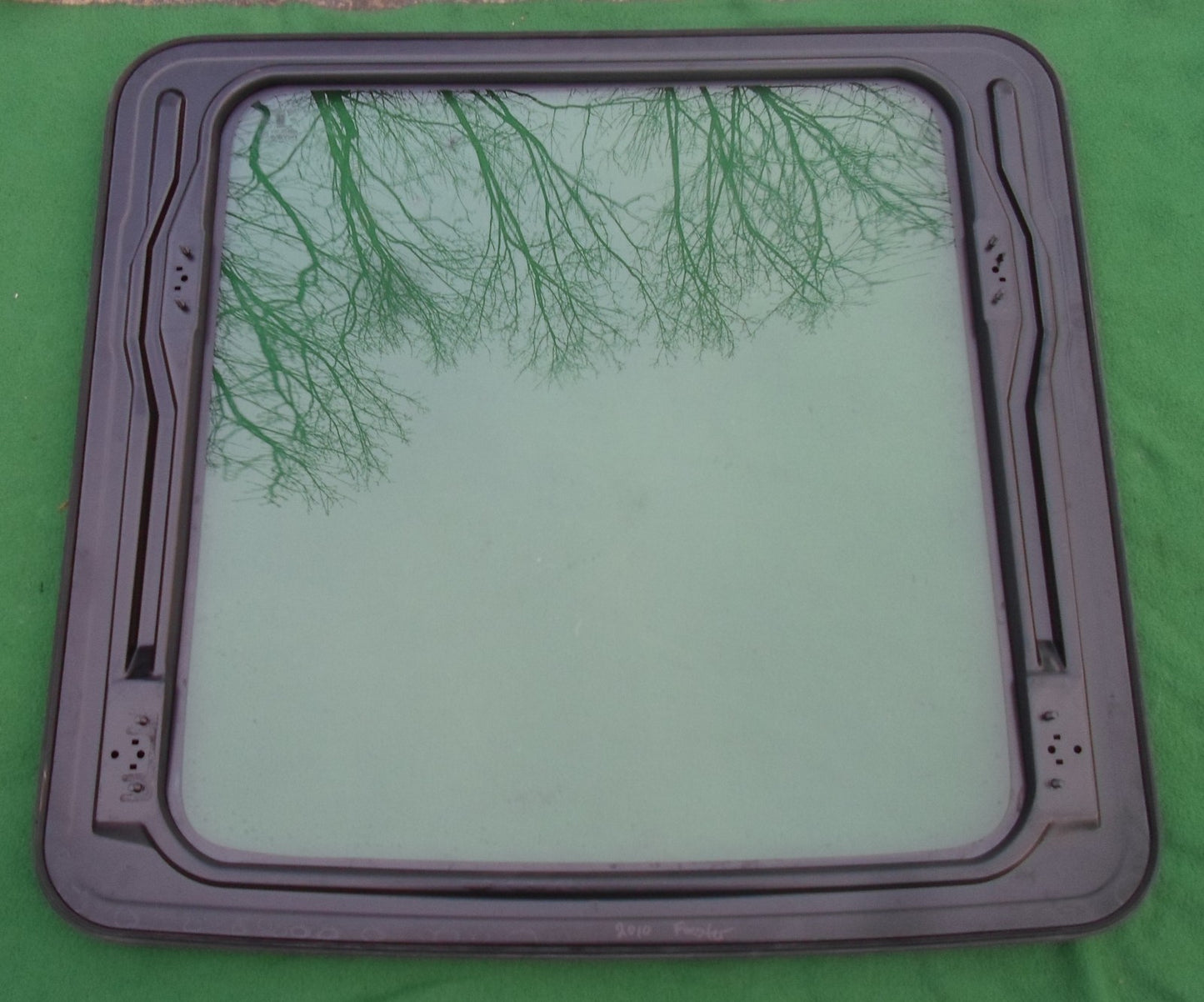 2009 - 2013 SUBARU FORESTER OEM FACTORY SUNROOF GLASS  LOCAL PICKUP ONLY!