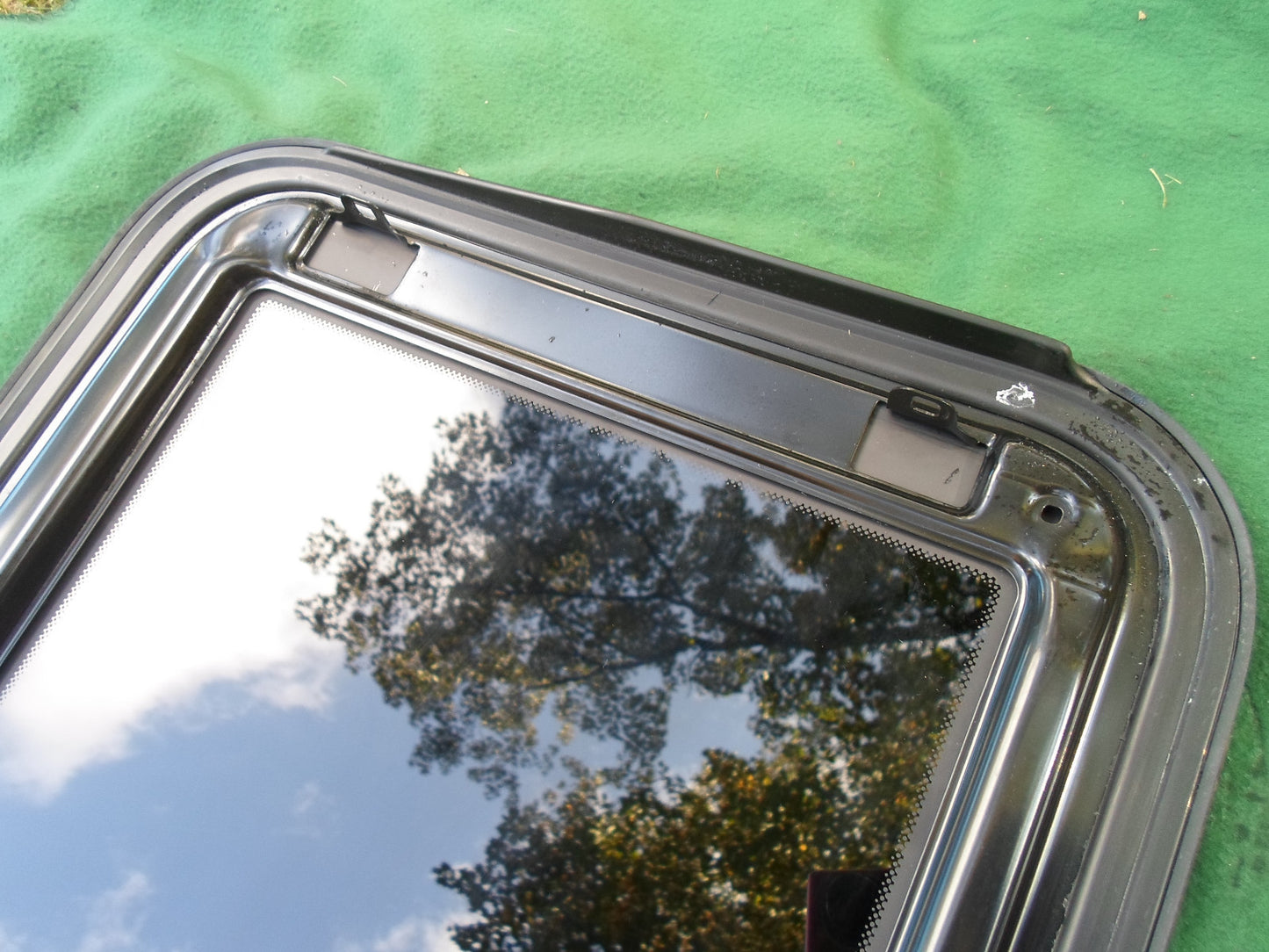 2003 NISSAN MURANO YEAR SPECIFIC OEM FACTORY SUNROOF GLASS PANEL  FREE SHIPPING!