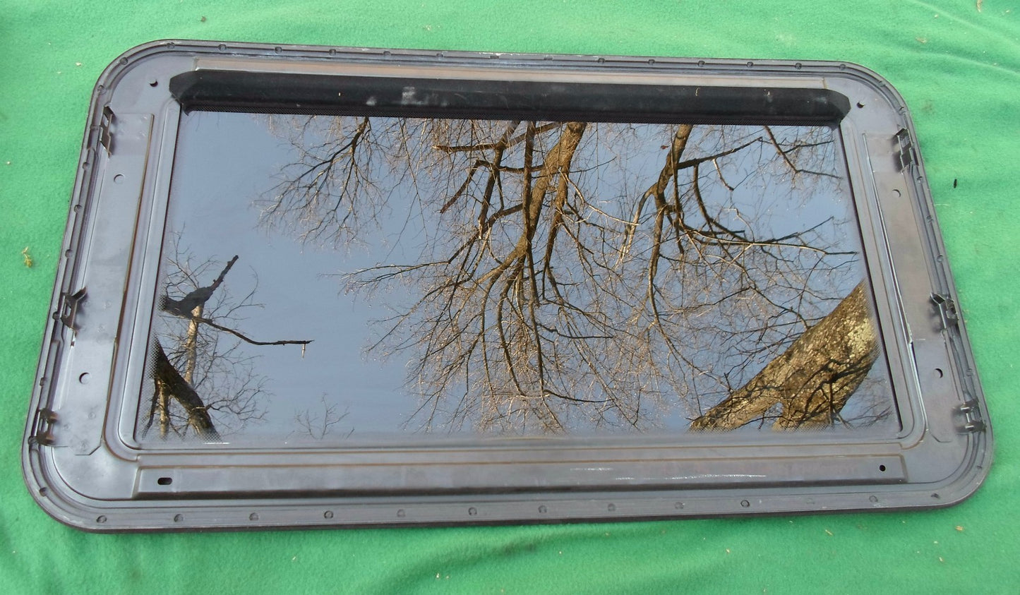 1997 AUDI A6 QUATTRO 2.8 AWD YEAR SPECIFIC SUNROOF GLASS  OEM FREE SHIPPING! - RarePartsFinder.Com