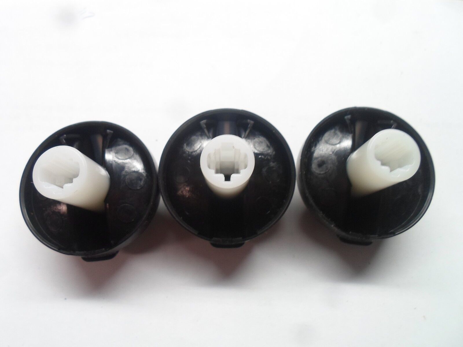 2010 - 2011 MAZDA 3 CLIMATE CONTROL KNOB SET HVAC AC HEAT OEM FREE SHIPPING! - RarePartsFinder.Com
