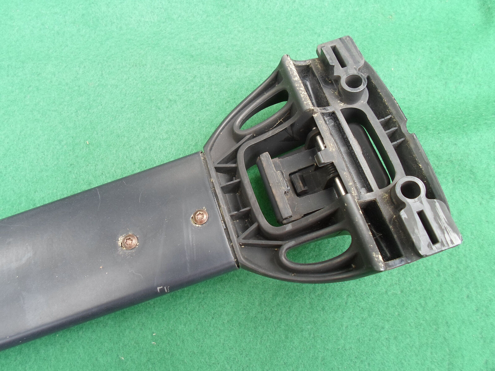 2001 - 2005 DODGE CARAVAN  ROOF RACK CROSS BAR  OEM FREE SHIPPING! - RarePartsFinder.Com