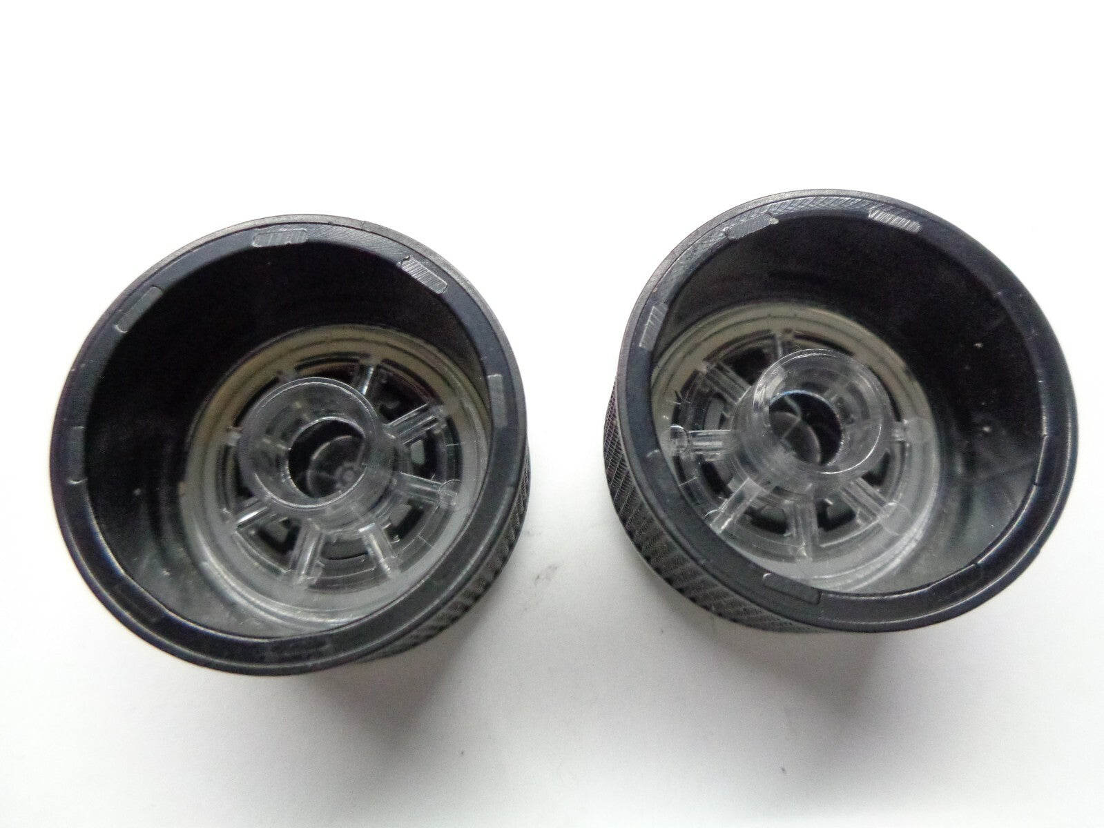 08 - 10 JEEP COMMANDER RADIO STEREO TUNER KNOB SET 68051892AA OEM - RarePartsFinder.Com