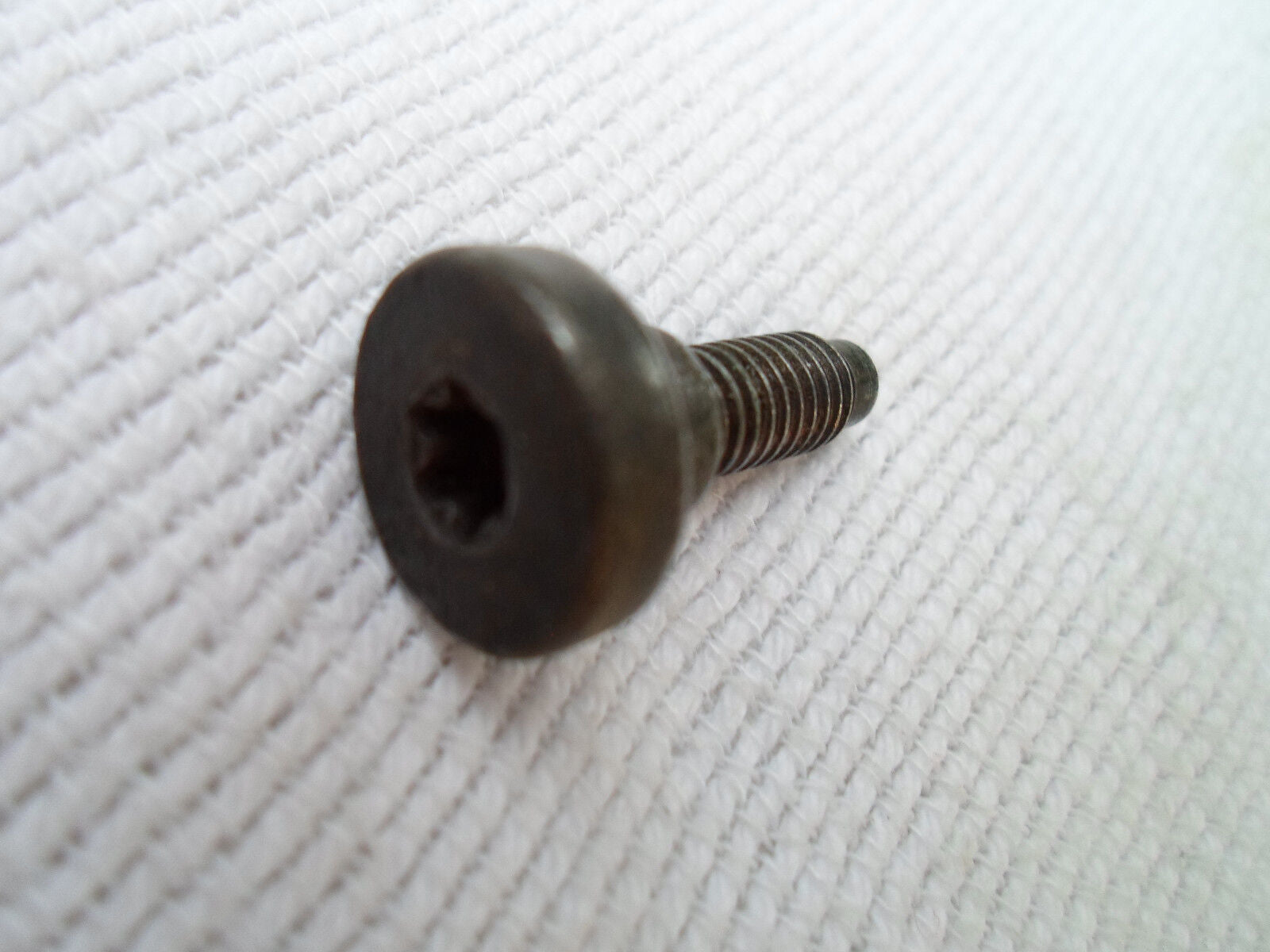 1994 - 2000 Volvo S70 V70 850 C70 Engine Cover Valve Bolt OEM Free Ship V1