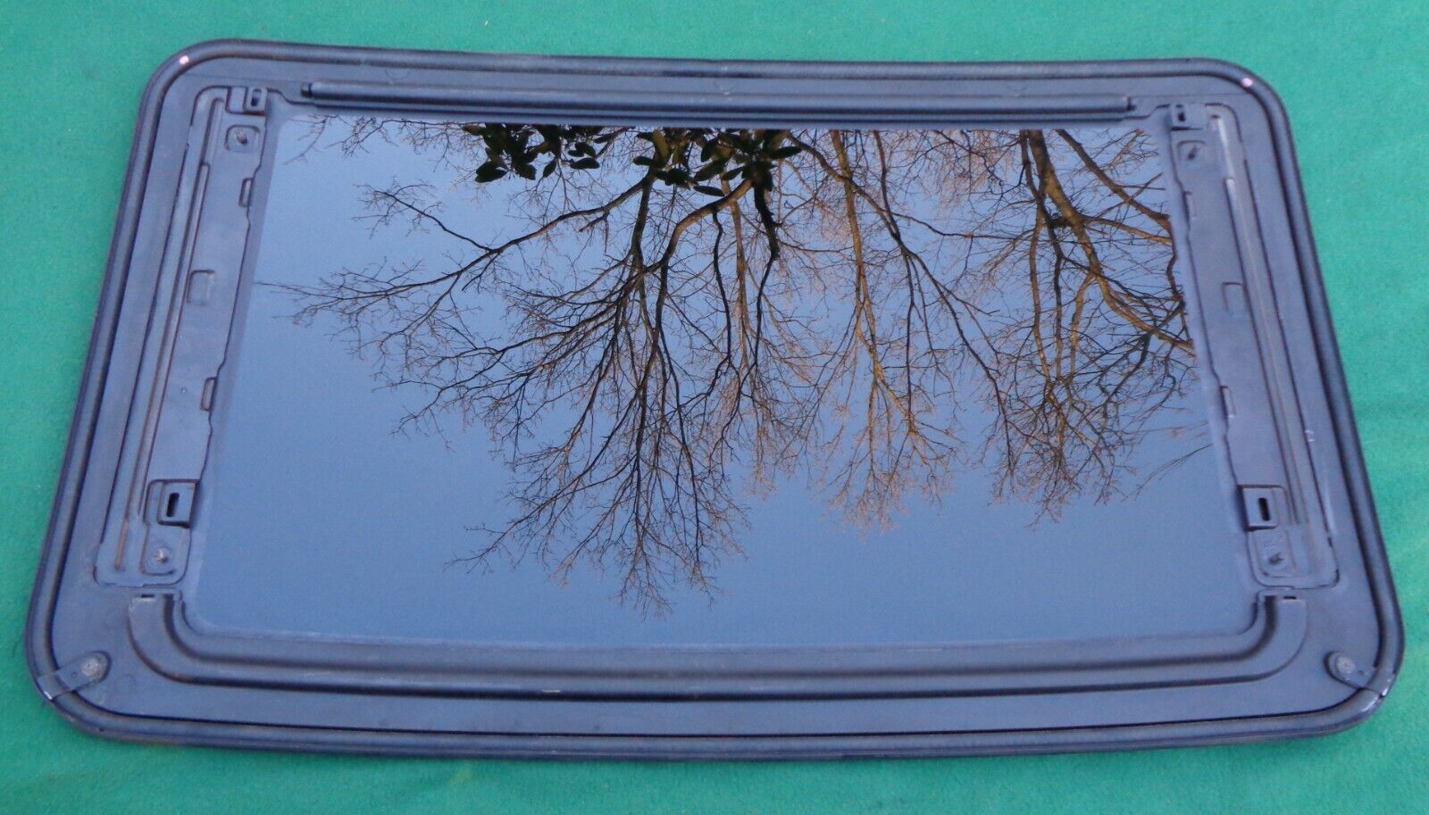 1999 TOYOTA 4RUNNER  YEAR SPECIFIC SUNROOF GLASS OEM  FACTORY FREE SHIPPING! - RarePartsFinder.Com