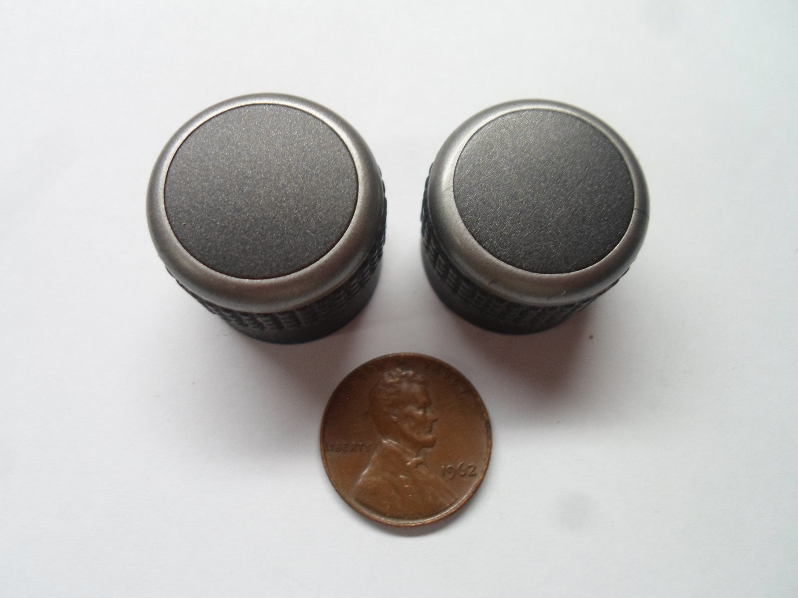 2008 KIA AMANTI  RADIO STEREO TUNER  CONTROL KNOB SET OEM FREE SHIPPING