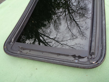 98 99 00 01 02 TOYOTA COROLLA SUNROOF GLASS OEM  FACTORY