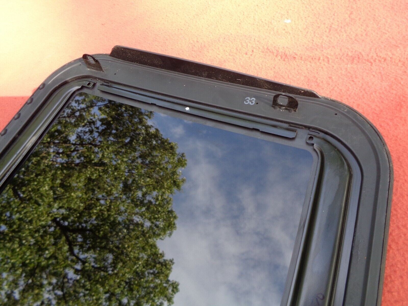 08 09 10 11 12 13 14 15 16 VOLVO XC70  OEM SUNROOF GLASS NO ACCIDENT FREE SHIP - RarePartsFinder.Com