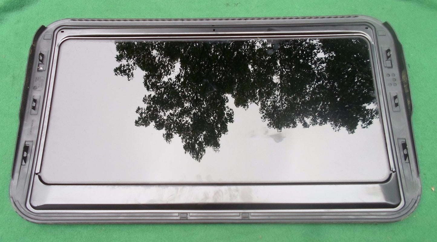 2008 AUDI S4 OEM FACTORY YEAR SPECIFIC SUNROOF GLASS PANEL  FREE SHIPPING!