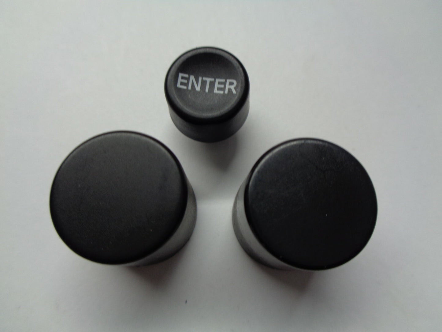 04 05 06 07 NISSAN MURANO RADIO STEREO CONTROL TUNER KNOB SET OEM 27560-CA100 - RarePartsFinder.Com