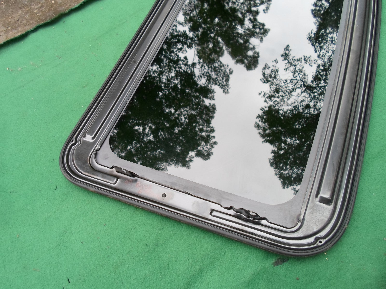 2017 CHEVY TRAVERSE OEM FACTORY YEAR SPECIFIC SUNROOF GLASS PANEL FREE SHIPPING! - RarePartsFinder.Com