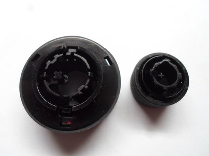 2007 SATURN  AURA  RADIO STEREO TUNER KNOB SET OEM FREE SHIPPING! - RarePartsFinder.Com