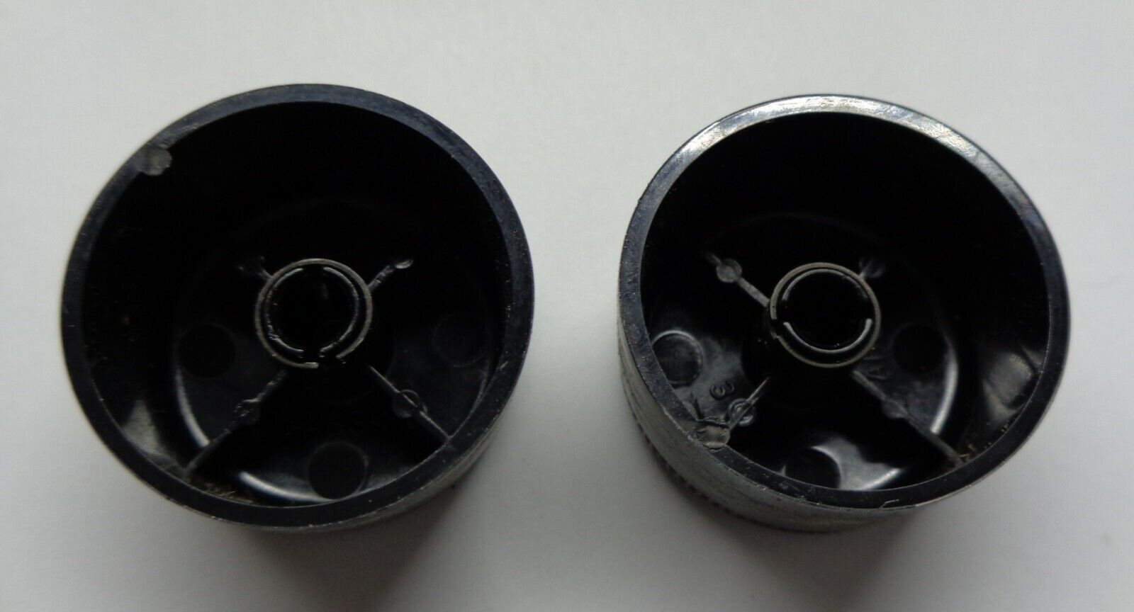 03 04 05 06 HONDA ELEMENT RADIO STEREO TUNER CONTROL KNOB SET OEM FREE SHIPPING