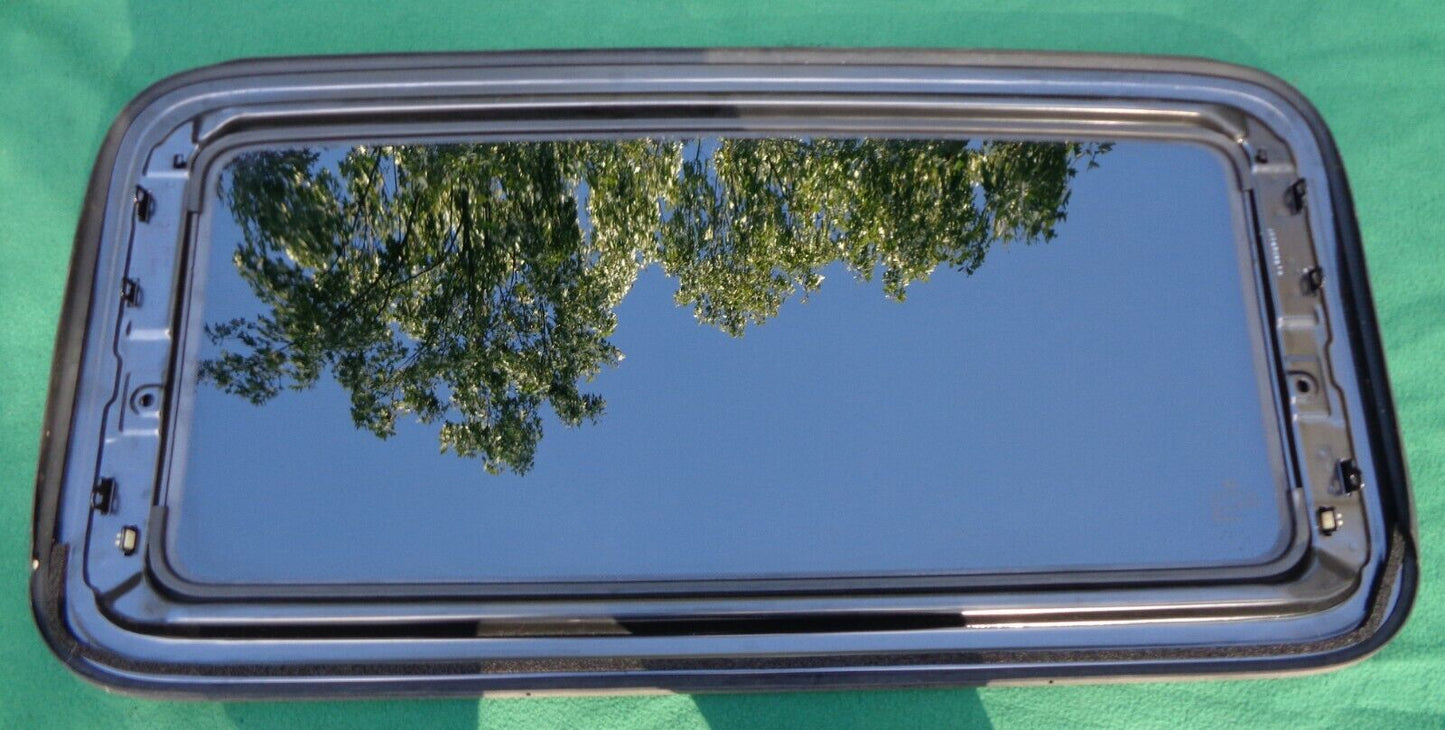 2007 HONDA CIVIC 4 DOOR YEAR SPECIFIC SUNROOF GLASS OEM FREE SHIPPING