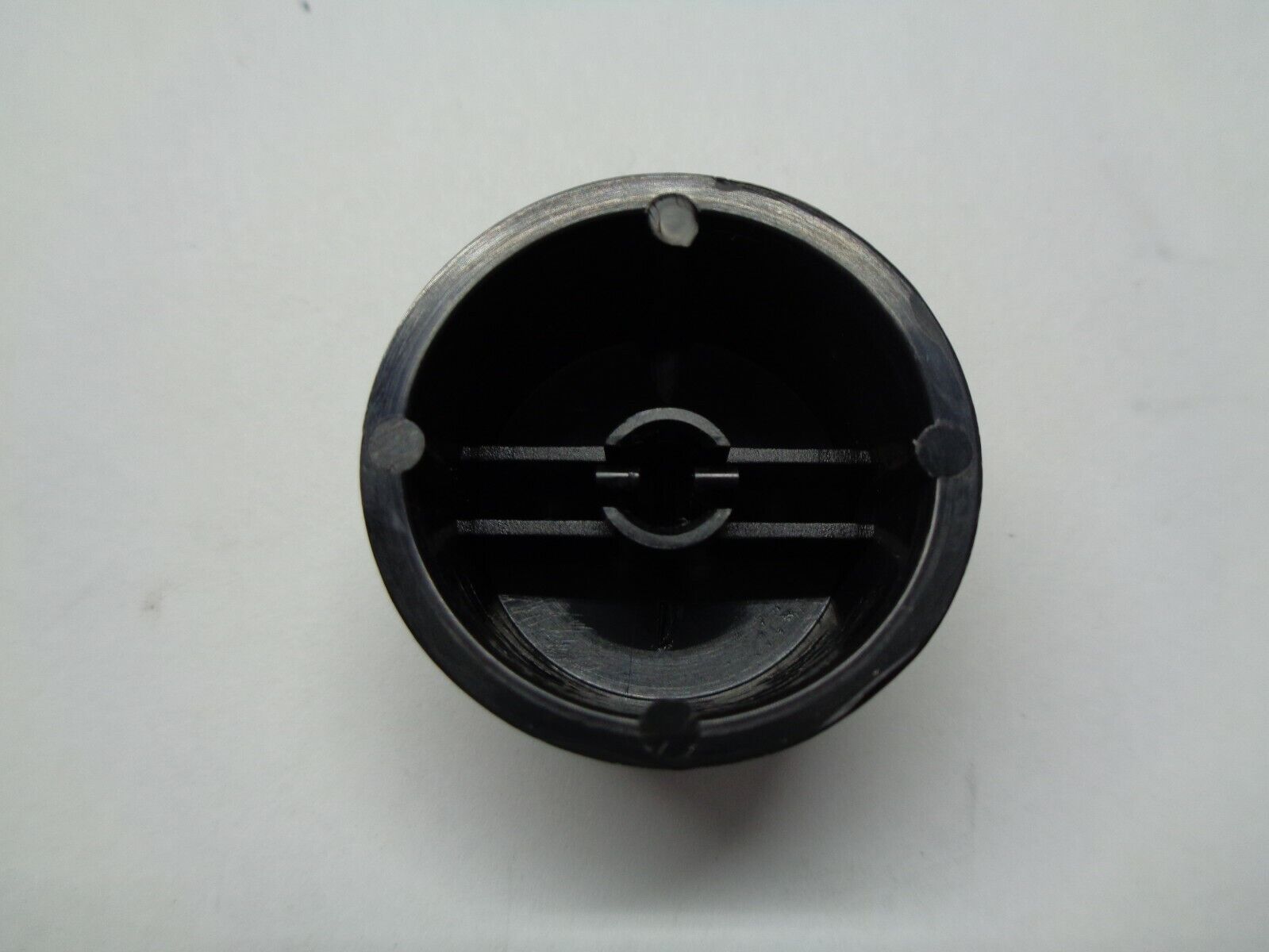 2003 2004 2005 SUZUKI XL-7 RADIO STEREO TUNER CONTROL KNOB OEM FREE SHIPPING! - RarePartsFinder.Com