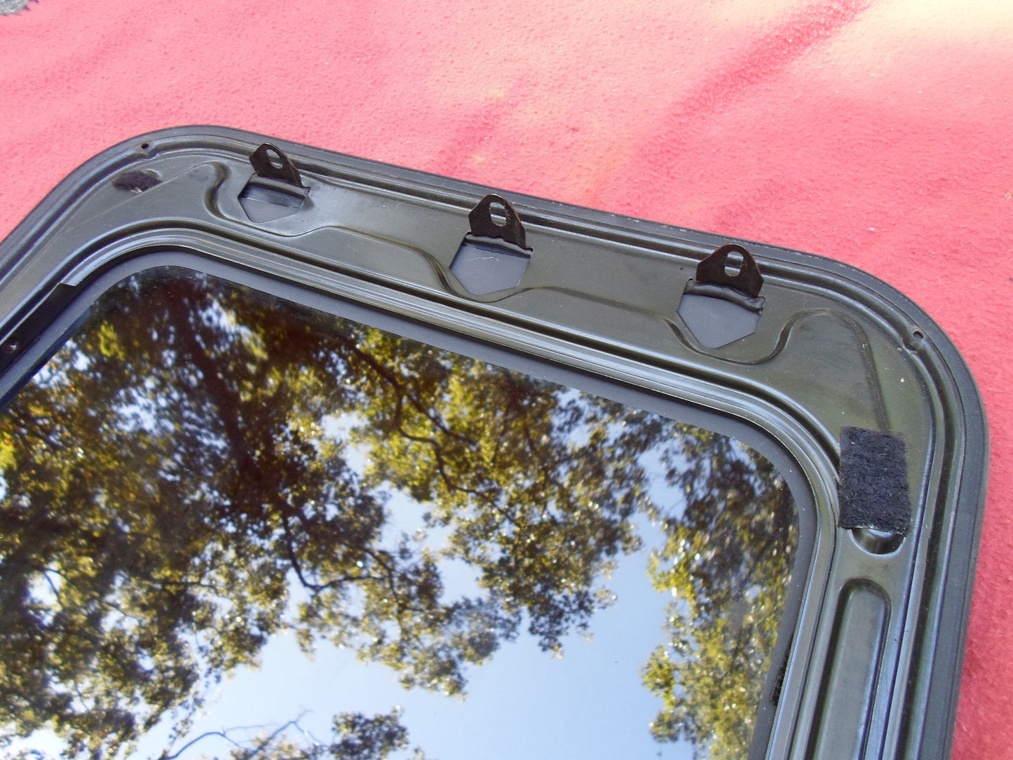 2000 MERCURY SABLE YEAR SPECIFIC  SUNROOF GLASS OEM NO ACCIDENT!  FREE SHIPPING!