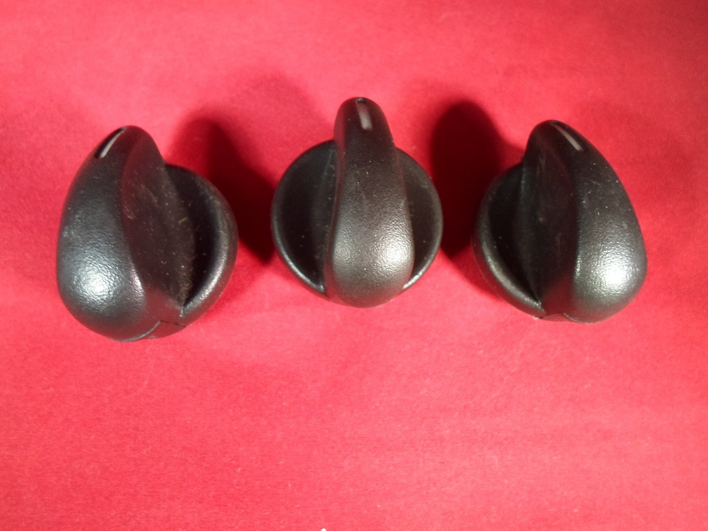 1995 - 2005 CAVALIER SUNFIRE BLACK CLIMATE CONTROL KNOB SET OEM 89018265