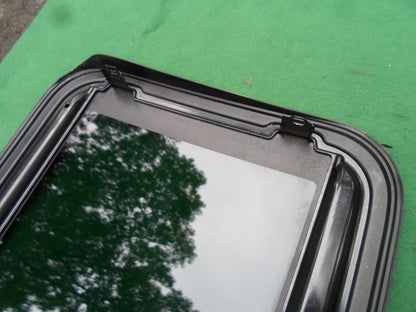 2007 - 2012 MAZDA CX-7 OEM SUNROOF GLASS PANEL NO ACCIDENT