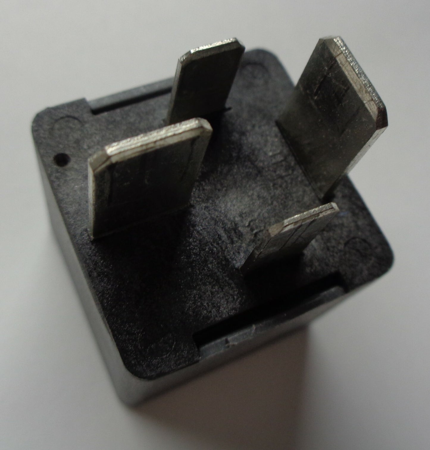 MITSUBISHI OEM OMRON MR400709 RELAY 2 PIECE SET 1 YEAR WARRANTY  MIT1