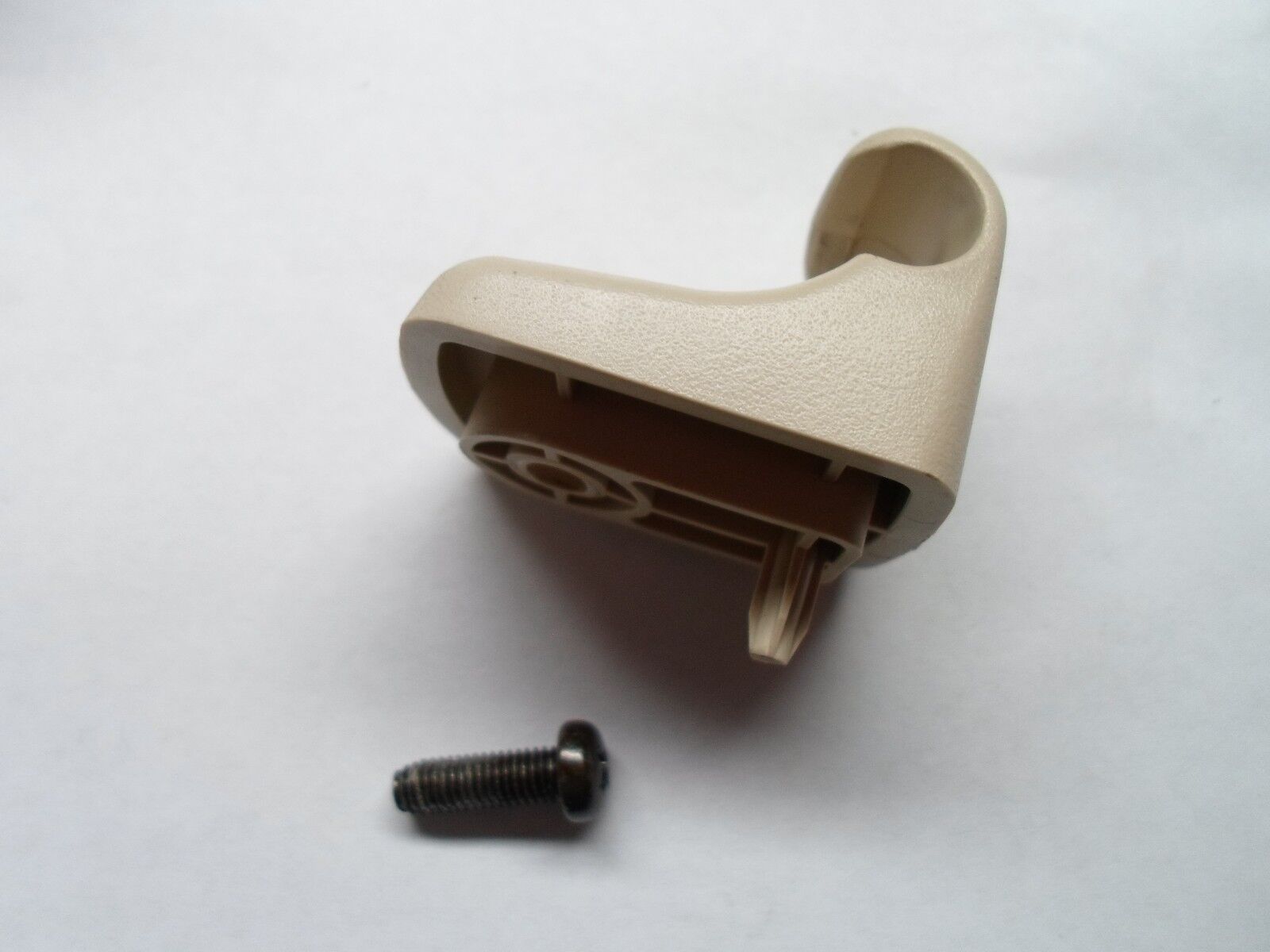 02 03 04 05 SUBARU OUTBACK WAGON SUN VISOR CLIP W/MOUNT SCREW OEM FREE SHIP SC1