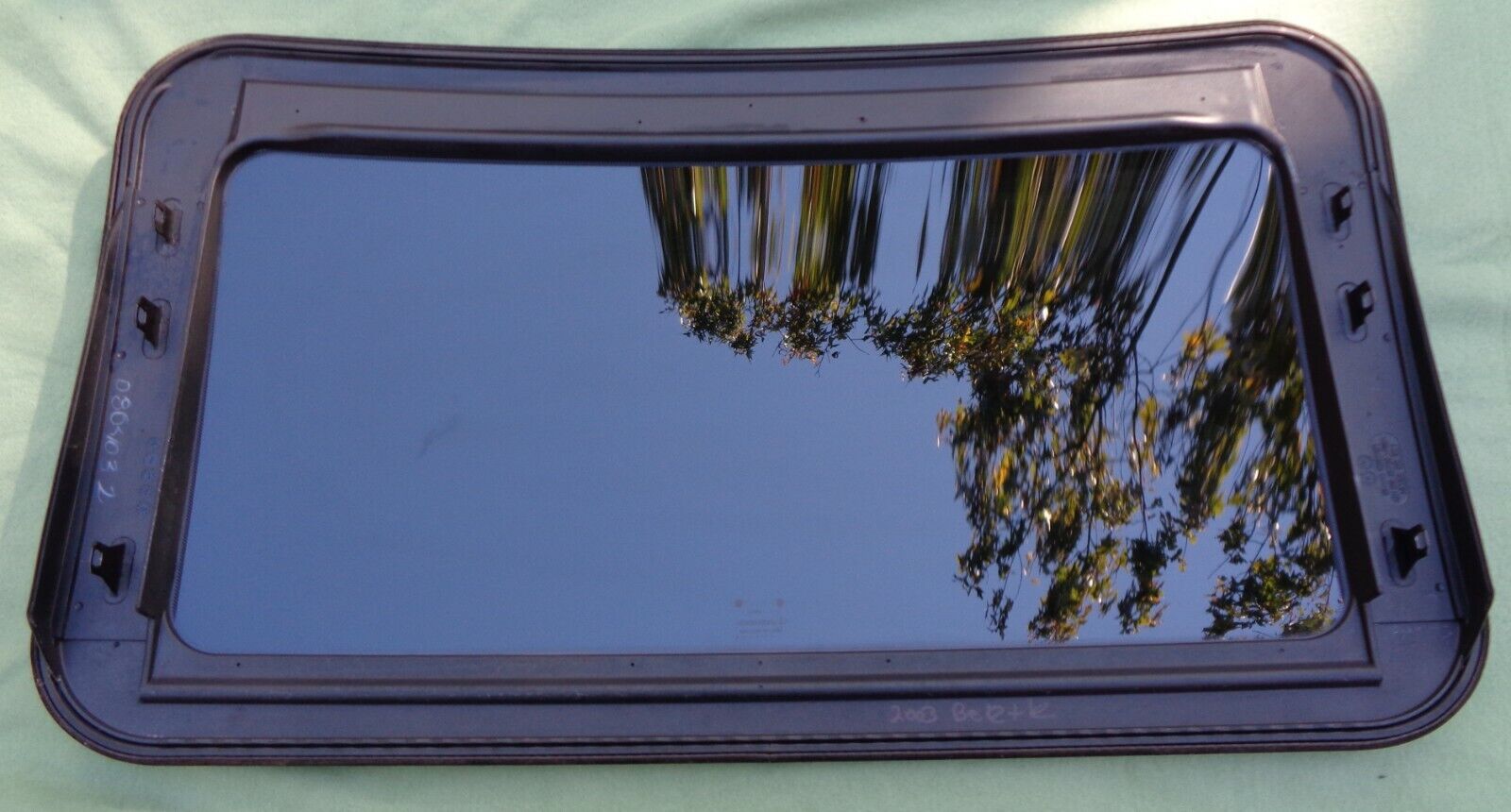 2001 VOLKSWAGON BEETLE YEAR SPECIFIC SUNROOF GLASS OEM FREE SHIPPING! - RarePartsFinder.Com