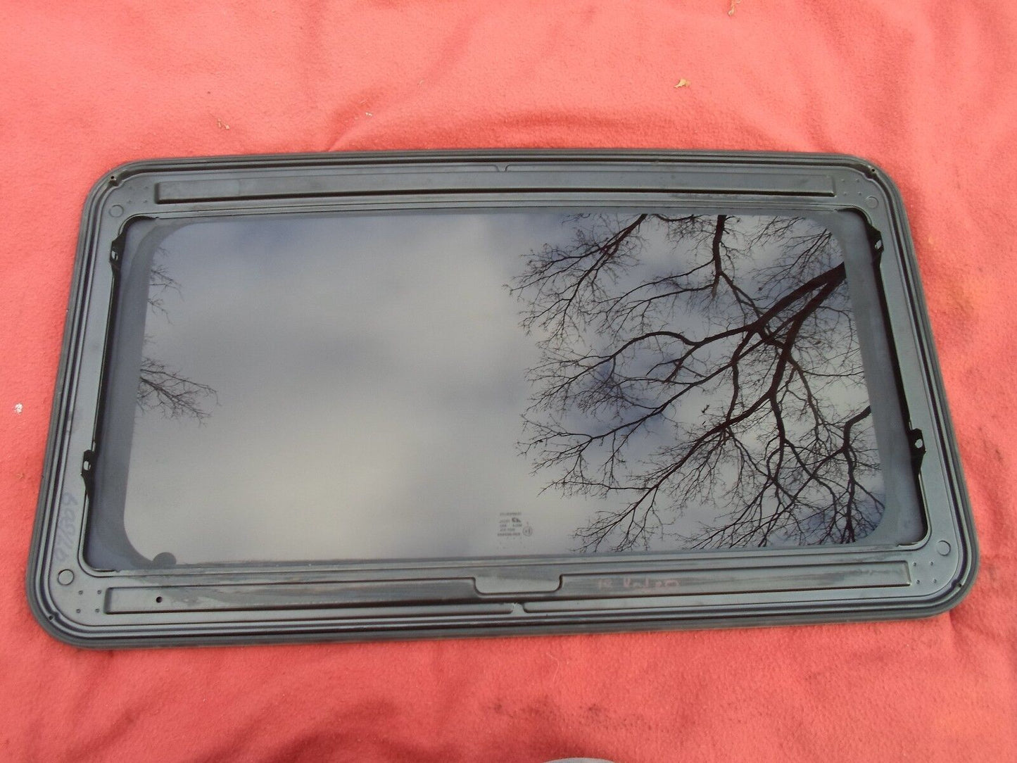 1998 ISUZU RODEO LS OEM SUNROOF GLASS  NO ACCIDENT! FREE SHIPPING! - RarePartsFinder.Com