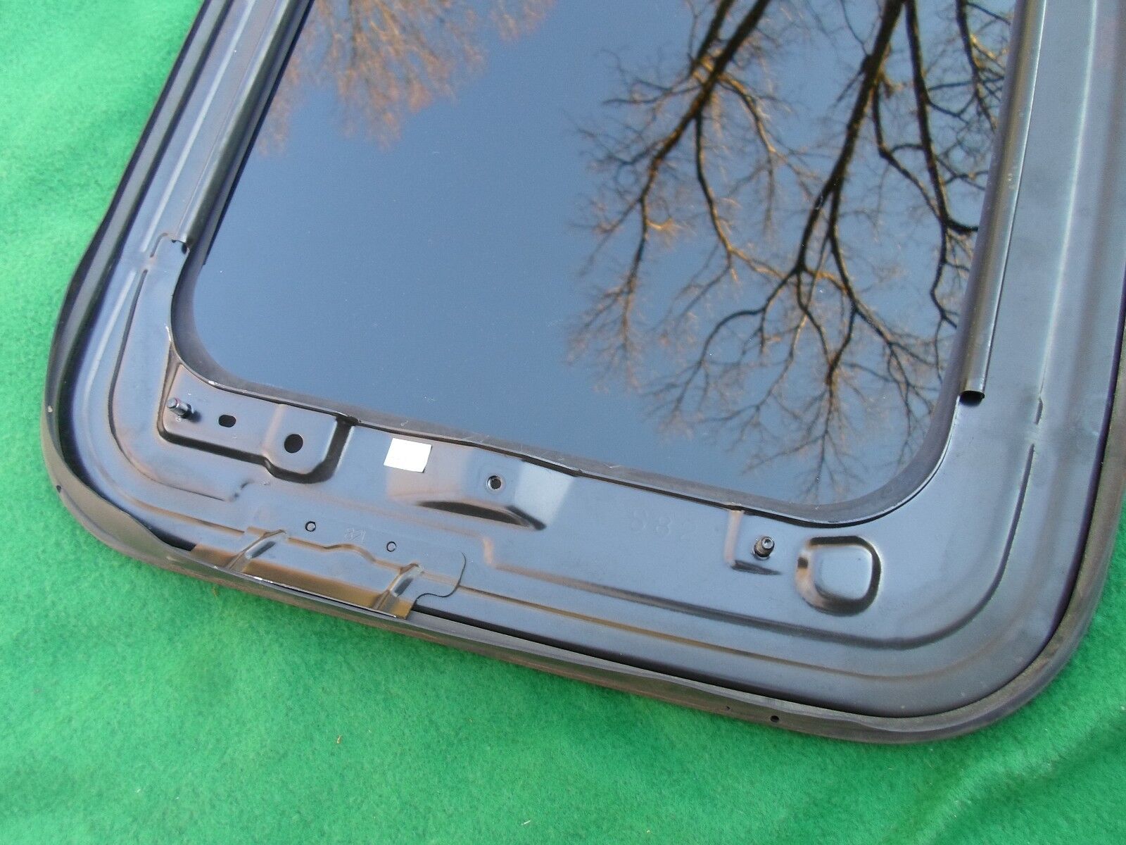 2001 HONDA ACCORD OEM YEAR SPECIFIC SUNROOF GLASS NO ACCIDENT FREE SHIPPING! - RarePartsFinder.Com