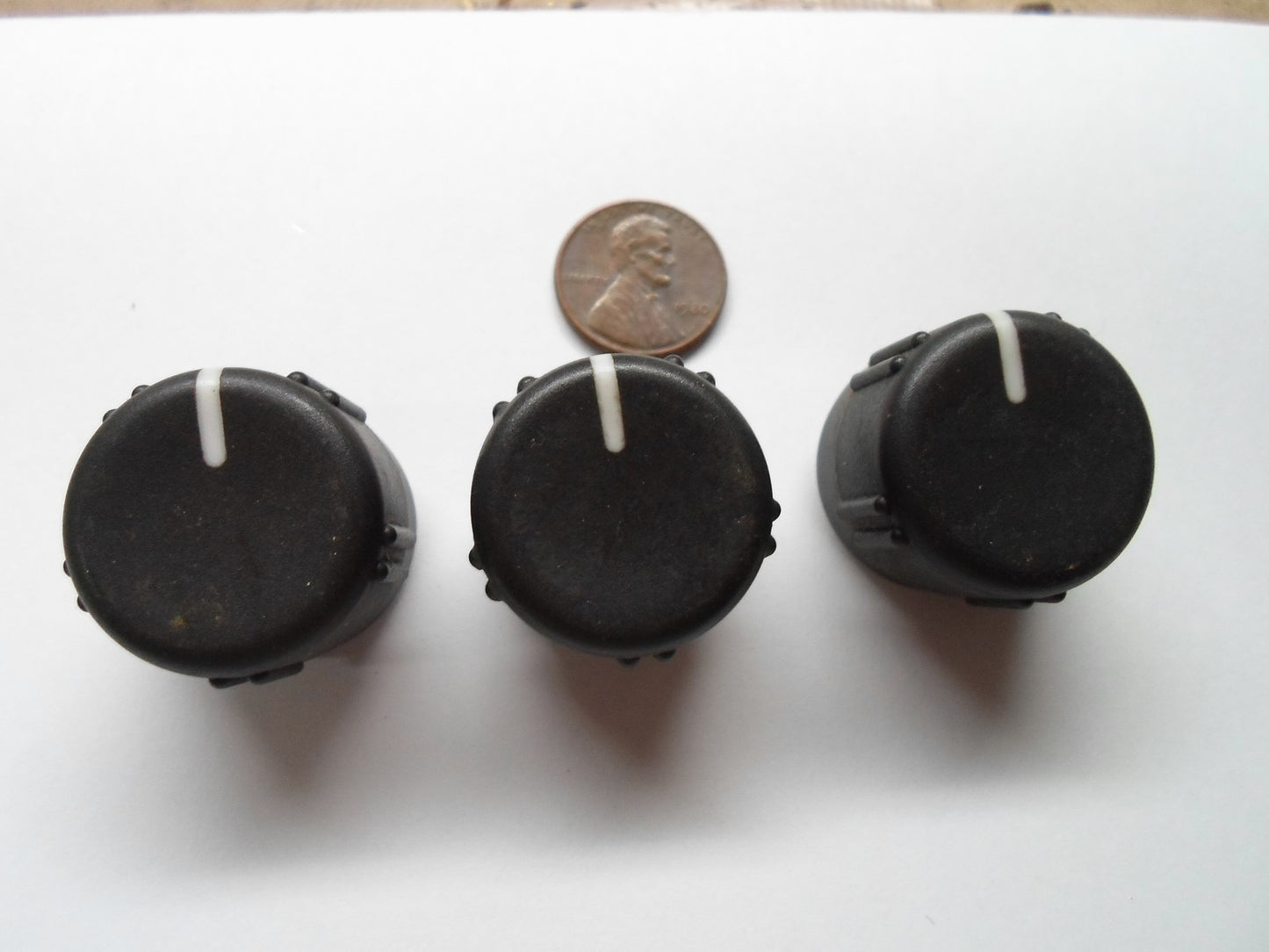 04 05 06 07 08 CHEVY MALIBU CLIMATE CONTROL HVAC KNOB SET OEM  15207612