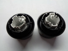 03 04 05 06 07 08 VOLVO XC90 XC 90 RADIO STEREO TUNER KNOB SET OEM - RarePartsFinder.Com