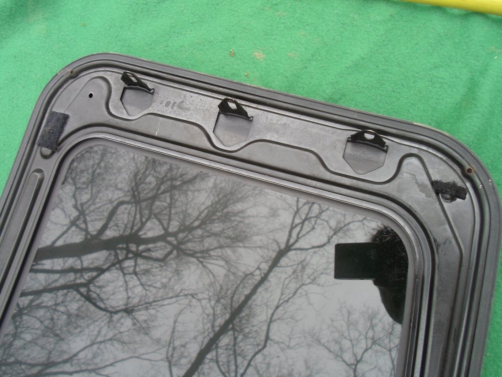 2002 MERCURY SABLE YEAR SPECIFIC SUNROOF GLASS OEM NO ACCIDENT!  FREE SHIPPING!