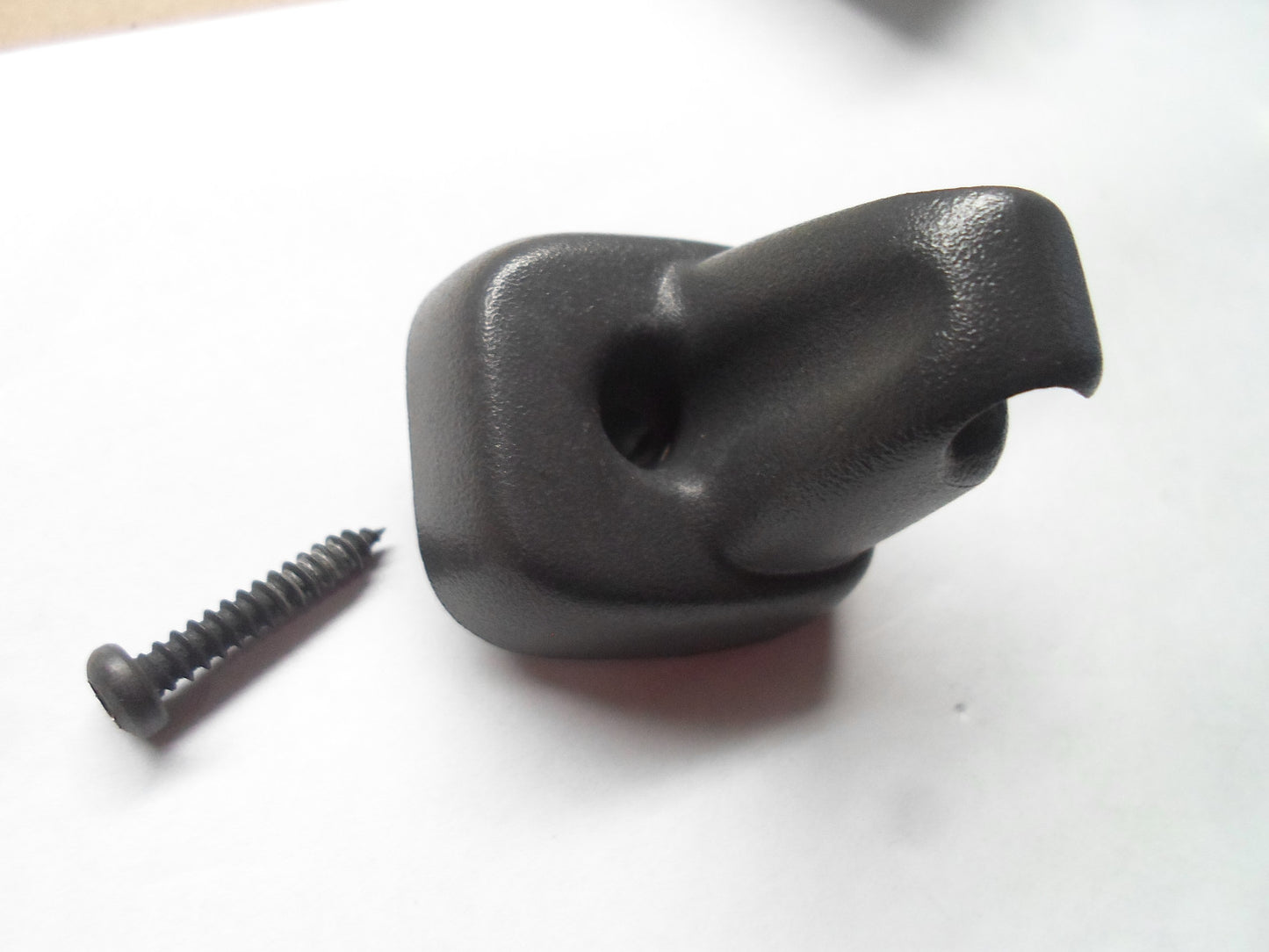 97 98 99 LINCOLN TOWN CAR SUN VISOR CLIP W/SCREW OEM FREE SHIPPING! SV1
