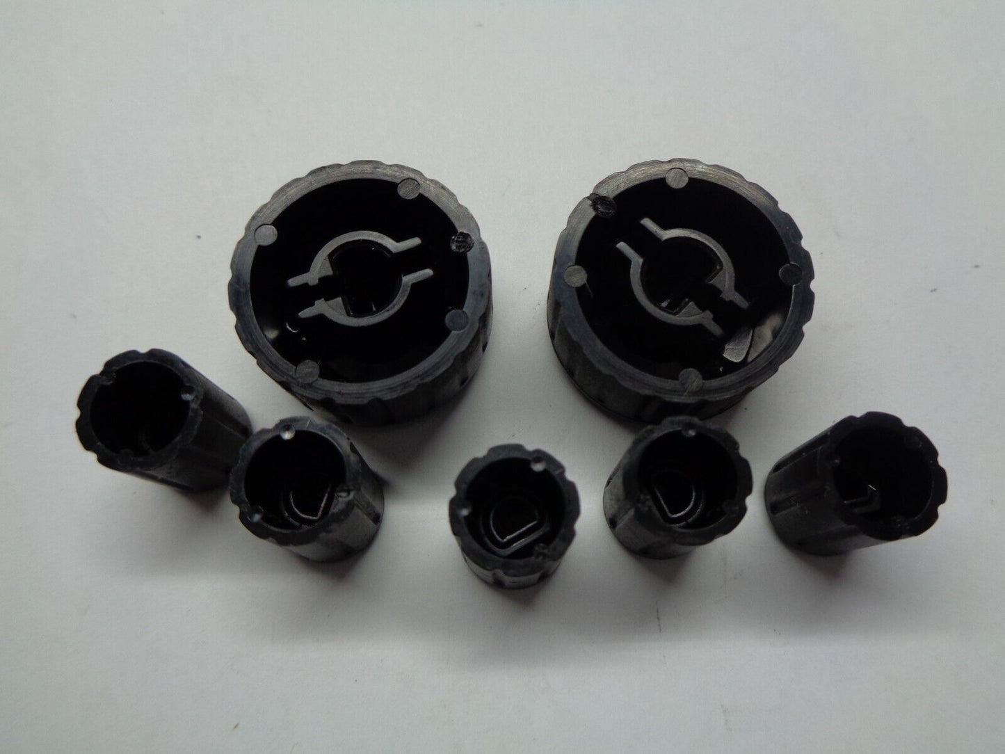 1998 - 2001 AUDI A4 A6 RADIO STEREO TUNER CONTROL KNOB SET OEM FREE SHIPPING! - RarePartsFinder.Com
