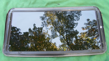 2000 JEEP CHEROKEE YEAR SPECIFIC OEM FACTORY SUNROOF GLASS   FREE SHIPPING - RarePartsFinder.Com