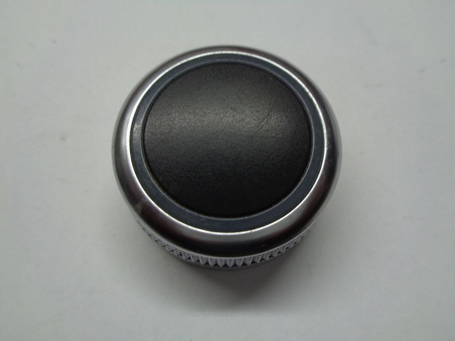 USA SELLER 2004 AUDI A8 STEREO RADIO TUNER DASH SELECTOR KNOB OEM FREE SHIPPING!