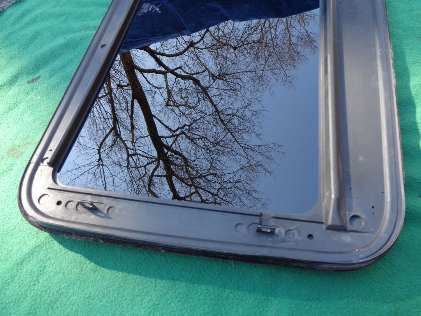 2009 SAAB 9-3 OEM FACTORY YEAR SPECIFIC SUNROOF GLASS PANEL FREE SHIPPING! - RarePartsFinder.Com
