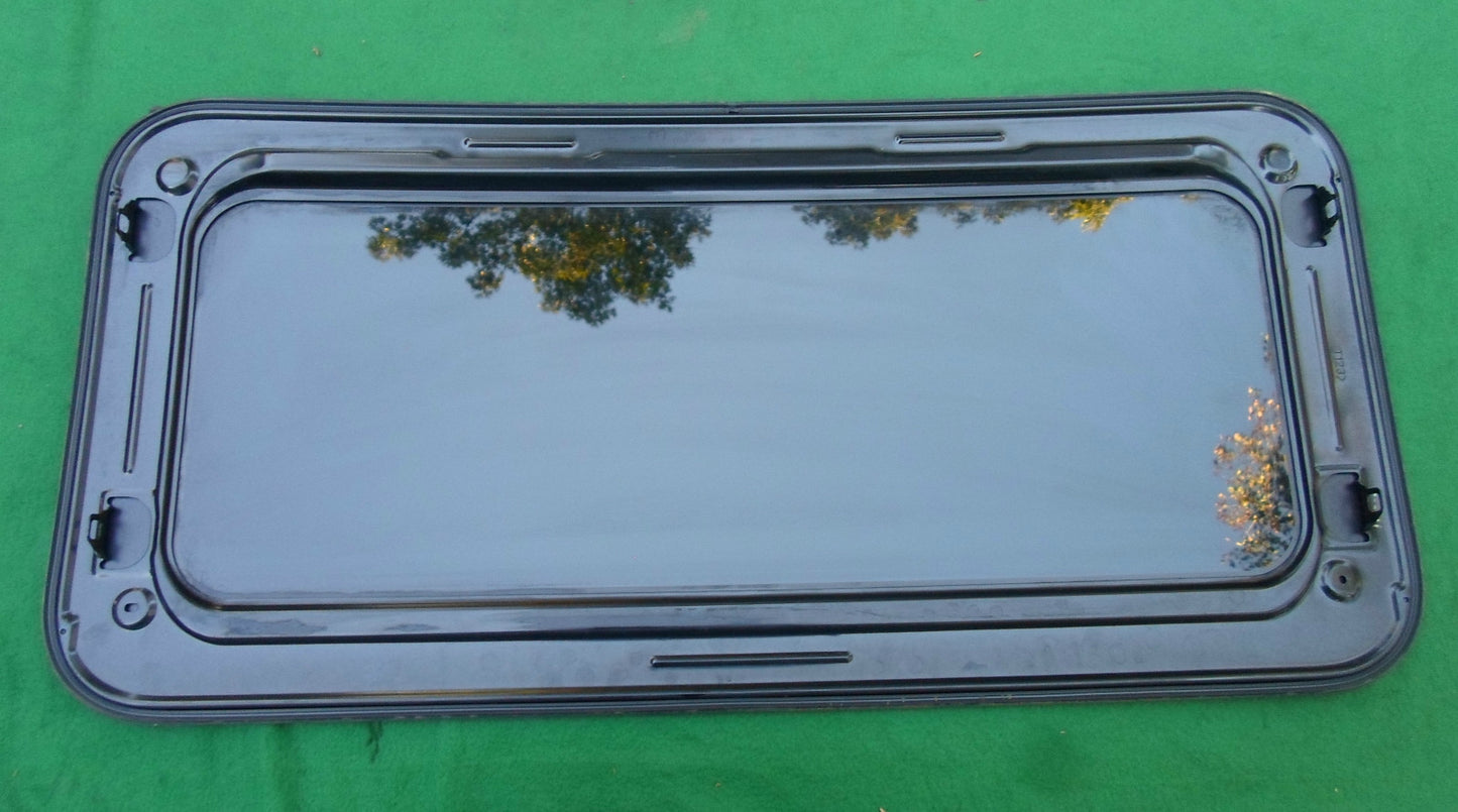 2007 MAZDA 3  OEM FACTORY YEAR SPECIFIC SUNROOF GLASS PANEL FREE SHIPPING!