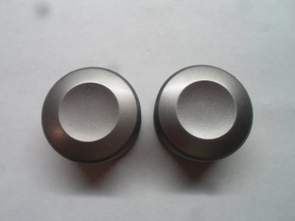 04 05 MITSUBISHI ENDEAVOR STEREO RADIO TUNER KNOB SET OEM FREE SHIPPING!
