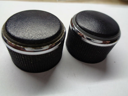 08 - 10 JEEP COMMANDER RADIO STEREO TUNER KNOB SET 68051892AA OEM - RarePartsFinder.Com