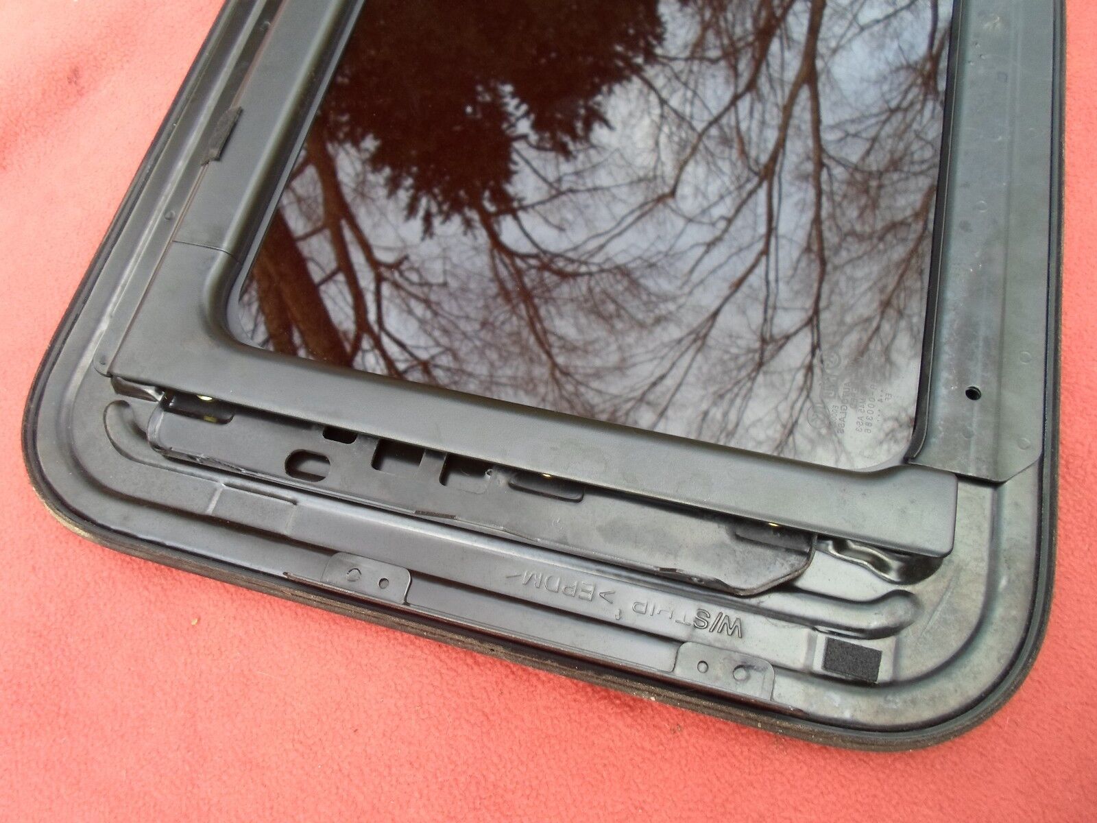 2003 HYUNDAI SONATA OEM YEAR SPECIFIC SUNROOF GLASS NO ACCIDENT FREE SHIPPING! - RarePartsFinder.Com