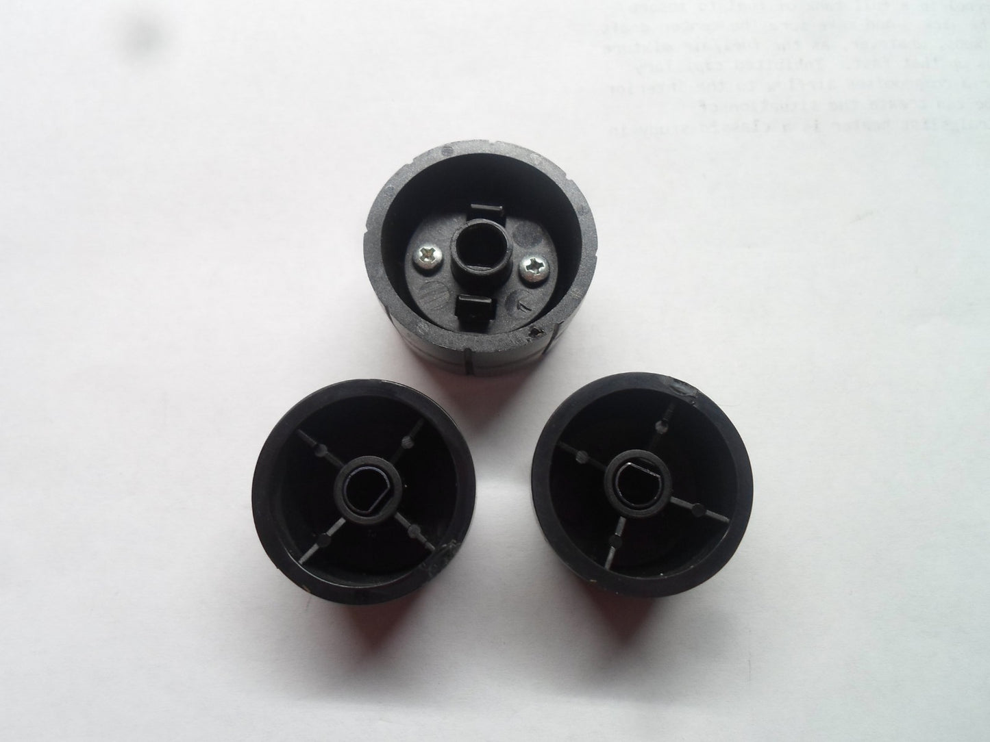 03 04 05 06 07 08 MAZDA 3  RADIO STEREO TUNER  CONTROL KNOB SET OEM