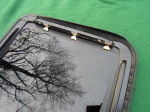 2009 VOLVO XC90 OEM YEAR SPECIFIC SUNROOF GLASS  NO ACCIDENT FREE SHIPPING!