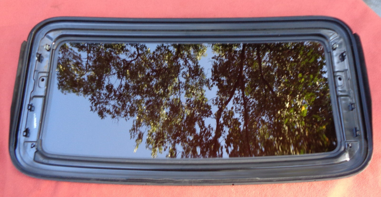 2007 - 2012 ACURA RDX OEM SUNROOF GLASS NO ACCIDENT FREE SHIPPING! - RarePartsFinder.Com