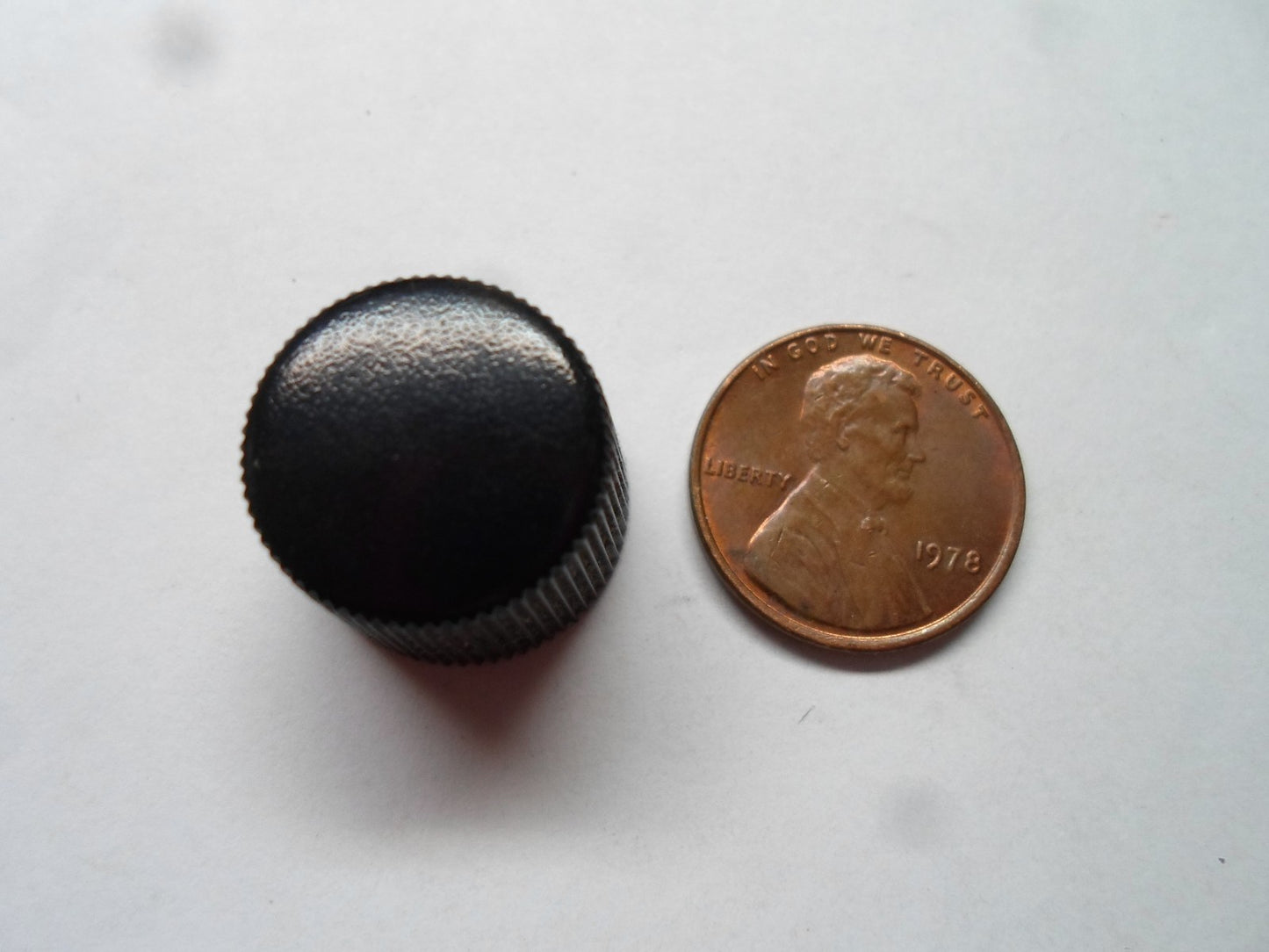 2005 MITSUBISHI GALANT  RADIO STEREO CONTROL KNOB OEM FREE SHIPPING!