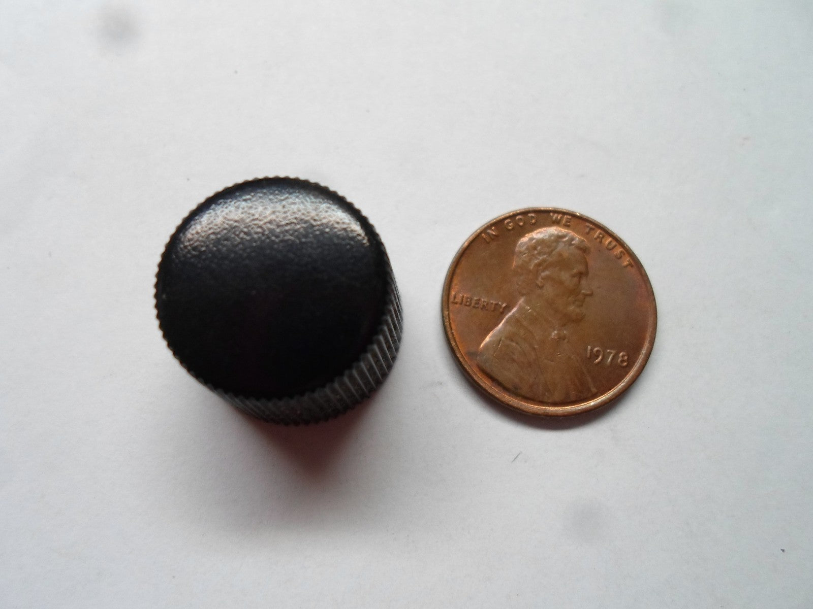 2005 MITSUBISHI GALANT  RADIO STEREO CONTROL KNOB OEM FREE SHIPPING!