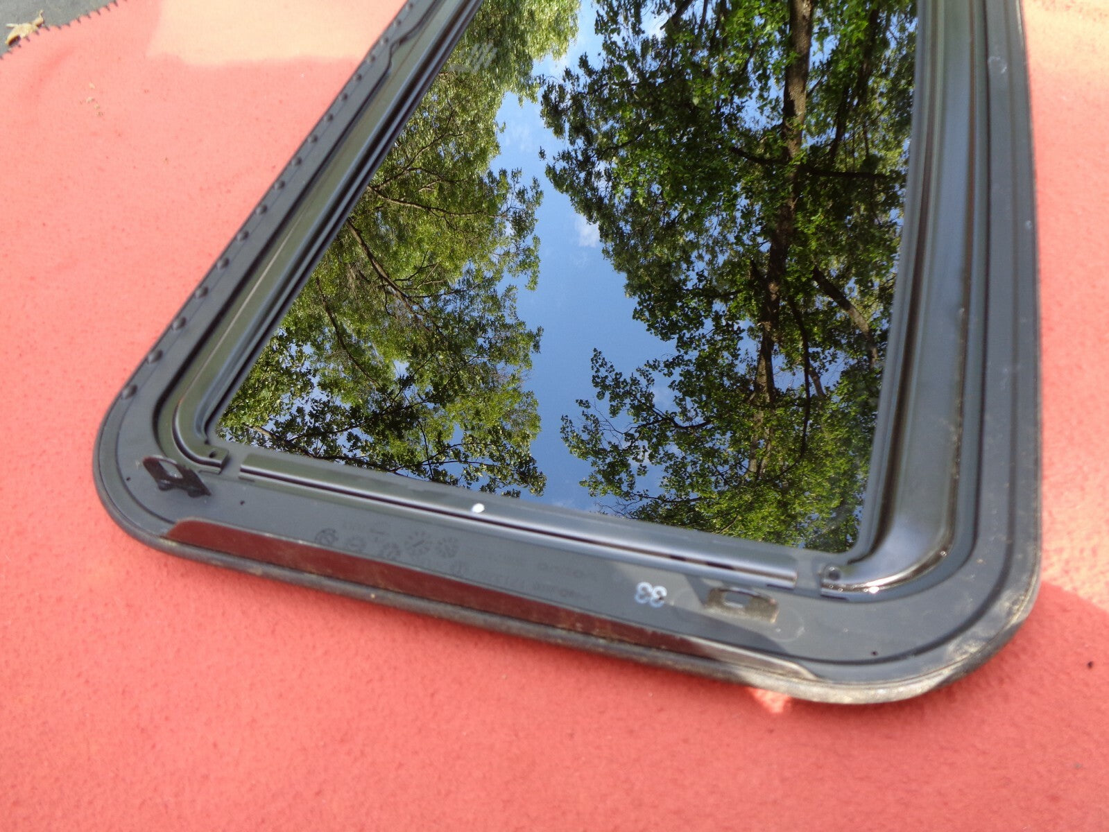 08 09 10 11 12 13 14 15 16 VOLVO XC70  OEM SUNROOF GLASS NO ACCIDENT FREE SHIP - RarePartsFinder.Com