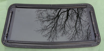 98 99 00 01 02 TOYOTA COROLLA SUNROOF GLASS OEM  FACTORY