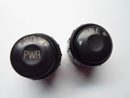 03 04 05 06 07 KIA SORENTO  RADIO STEREO TUNER CONTROL KNOB SET OEM FREE SHIP
