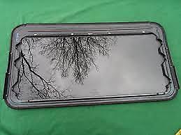 2000 CADILLAC CATERA YEAR SPECIFIC OEM FACTORY SUNROOF GLASS OEM FREE SHIPPING! - RarePartsFinder.Com