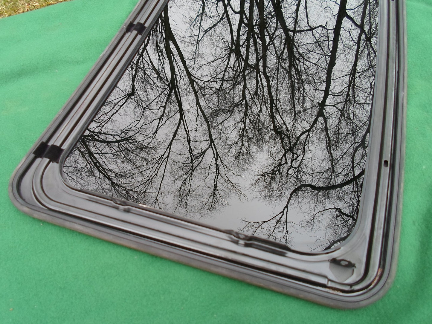 2001 OLDSMOBILE ALERO YEAR SPECIFIC SUNROOF GLASS NO ACCIDENT OEM FREE SHIPPING!